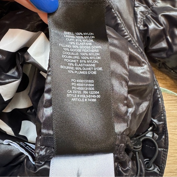 Aritzia TNA The Super Puff Puffer Jacket Hi Gloss Shiny Quilted Black 3XS - Picture 13 of 17